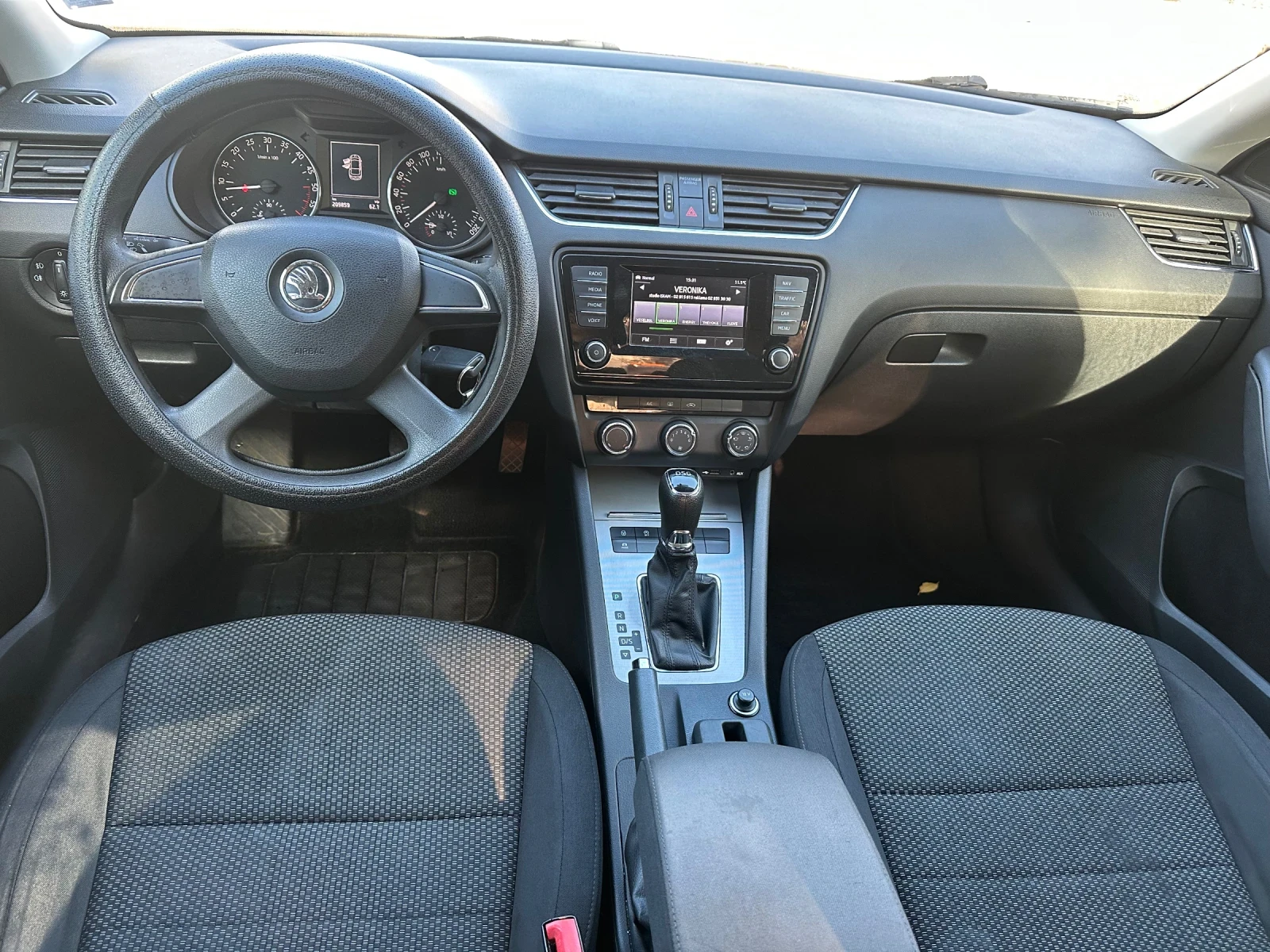 Skoda Octavia 1.6   | Mobile.bg   12