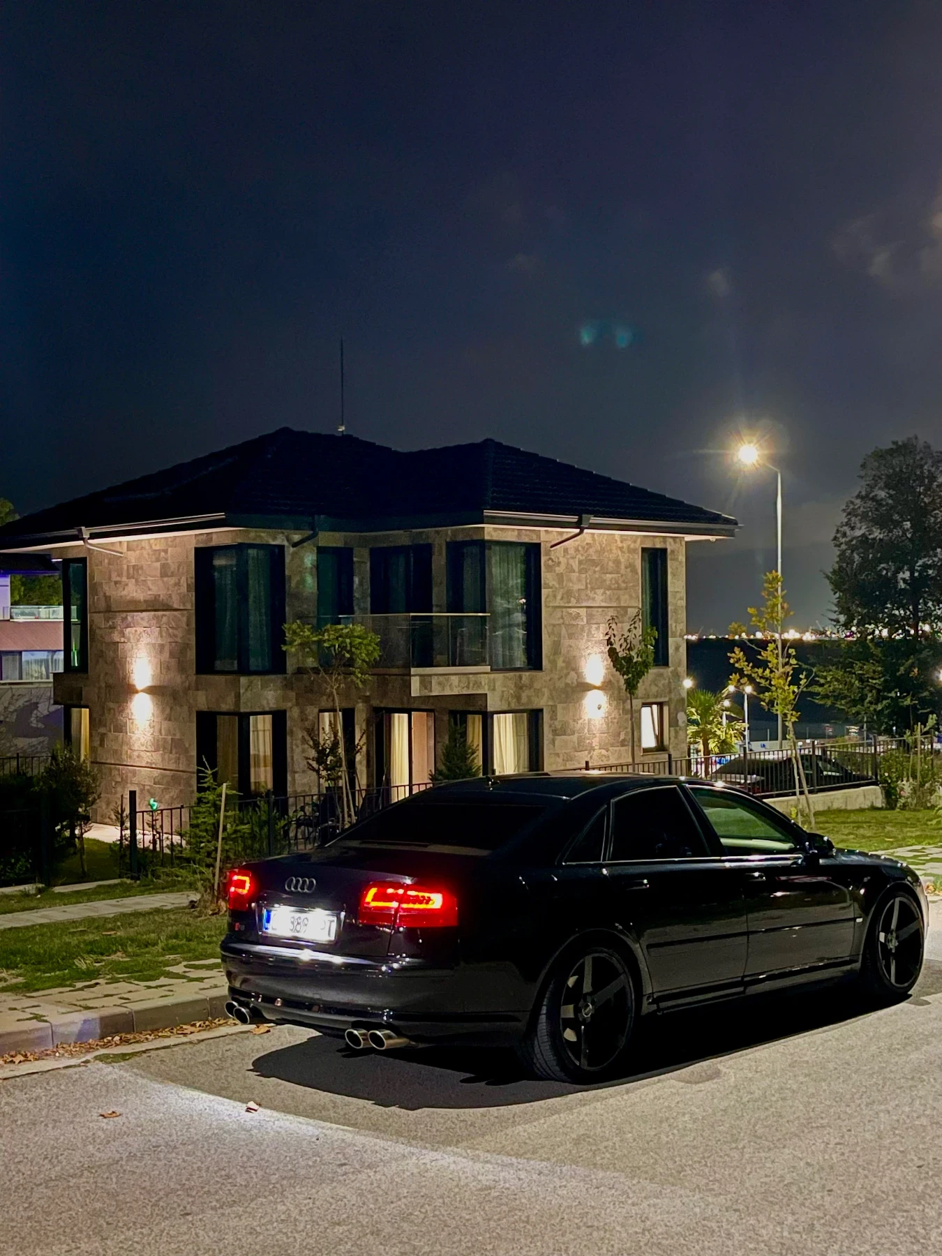 Audi A8 4.2i S8 пакет/LPG - изображение 4