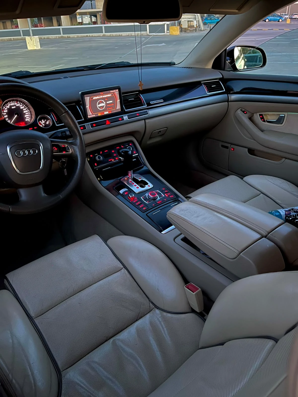 Audi A8 4.2i S Пакет/LPG/ Face, снимка 8 - Автомобили и джипове - 56388663
