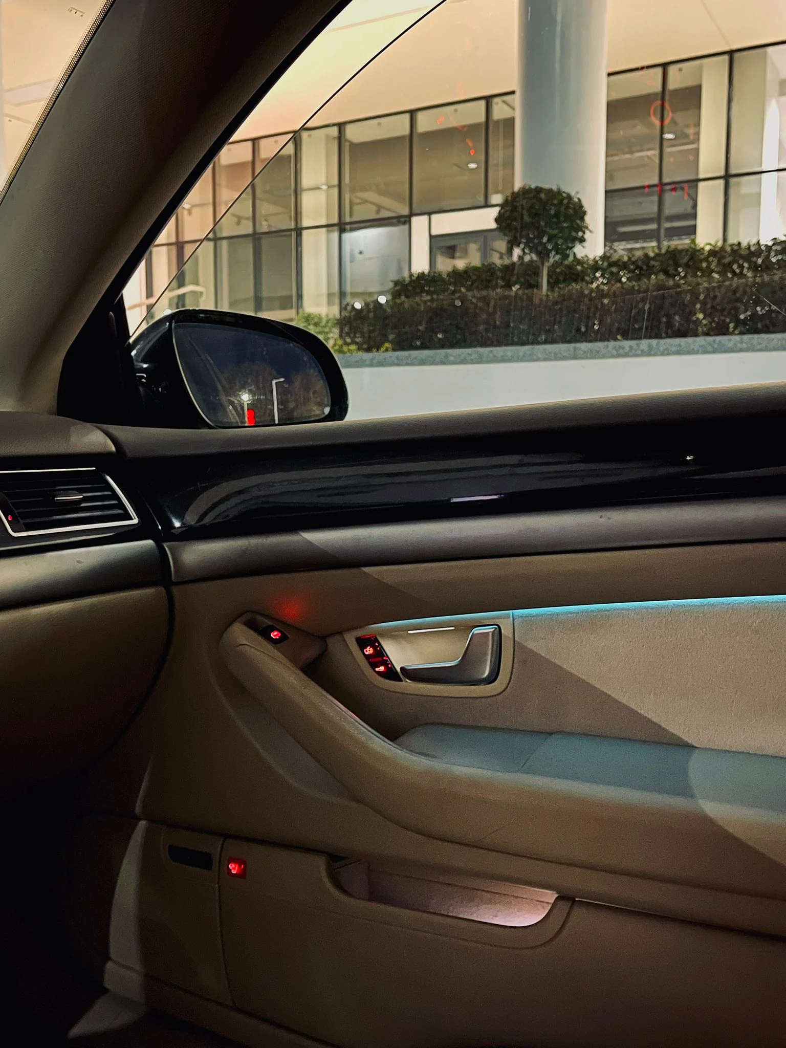 Audi A8 4.2i S8 Line/LPG/ ShadowLine/ Face | Mobile.bg � ����������� 10