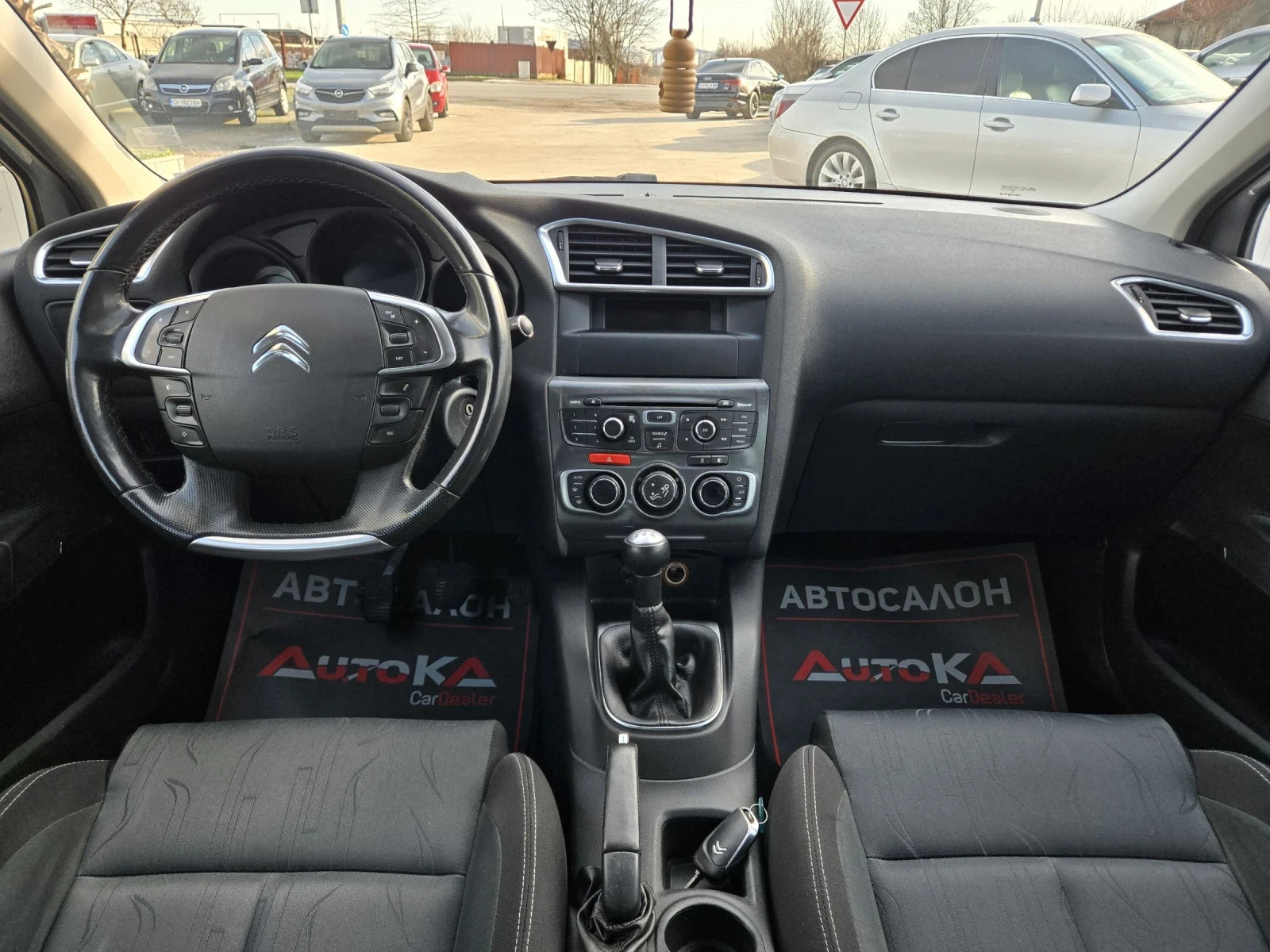 Citroen C4 1.6i-120кс= АВТОПИЛОТ= ПАРКТРОНИК= СЕРВ.ИСТОРИЯ, снимка 12 - Автомобили и джипове - 53539786