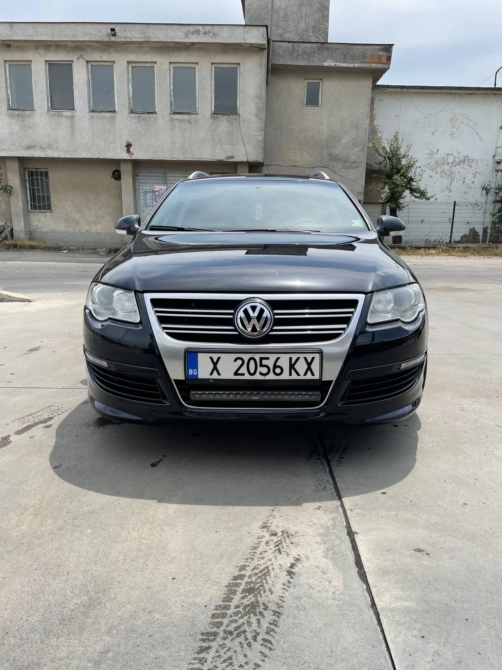 VW Passat 2.0 TDI, снимка 13 - Автомобили и джипове - 54082163