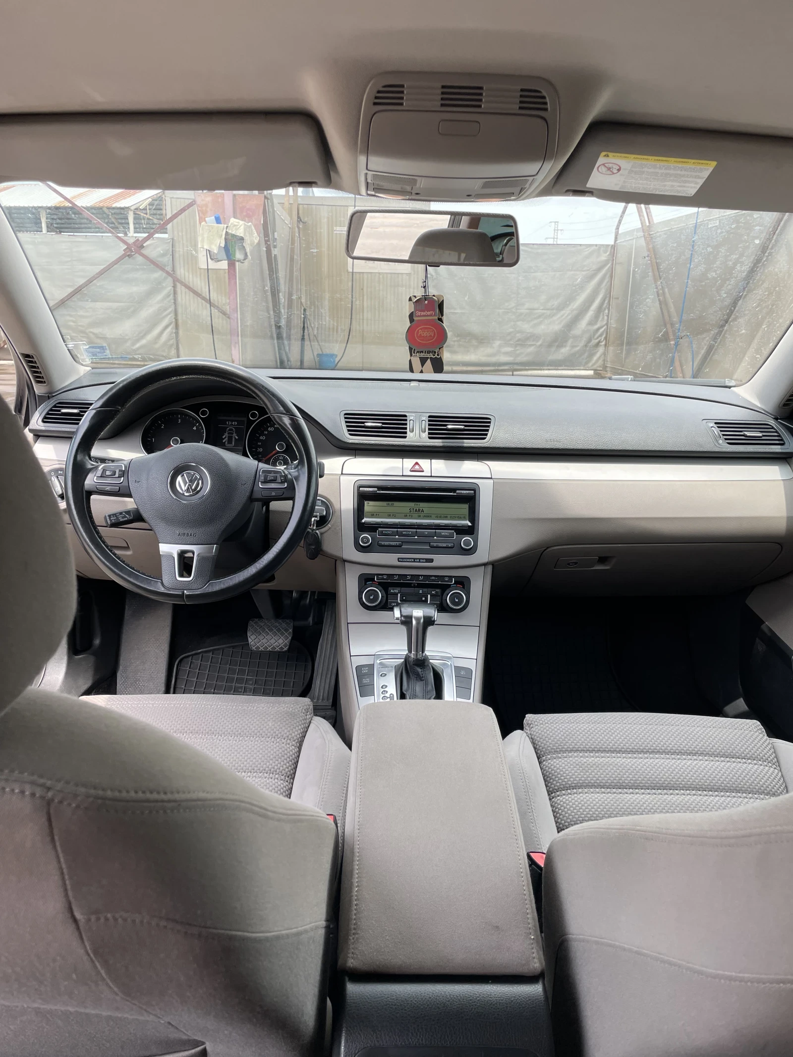VW Passat 2.0 TDI, снимка 4 - Автомобили и джипове - 54082163