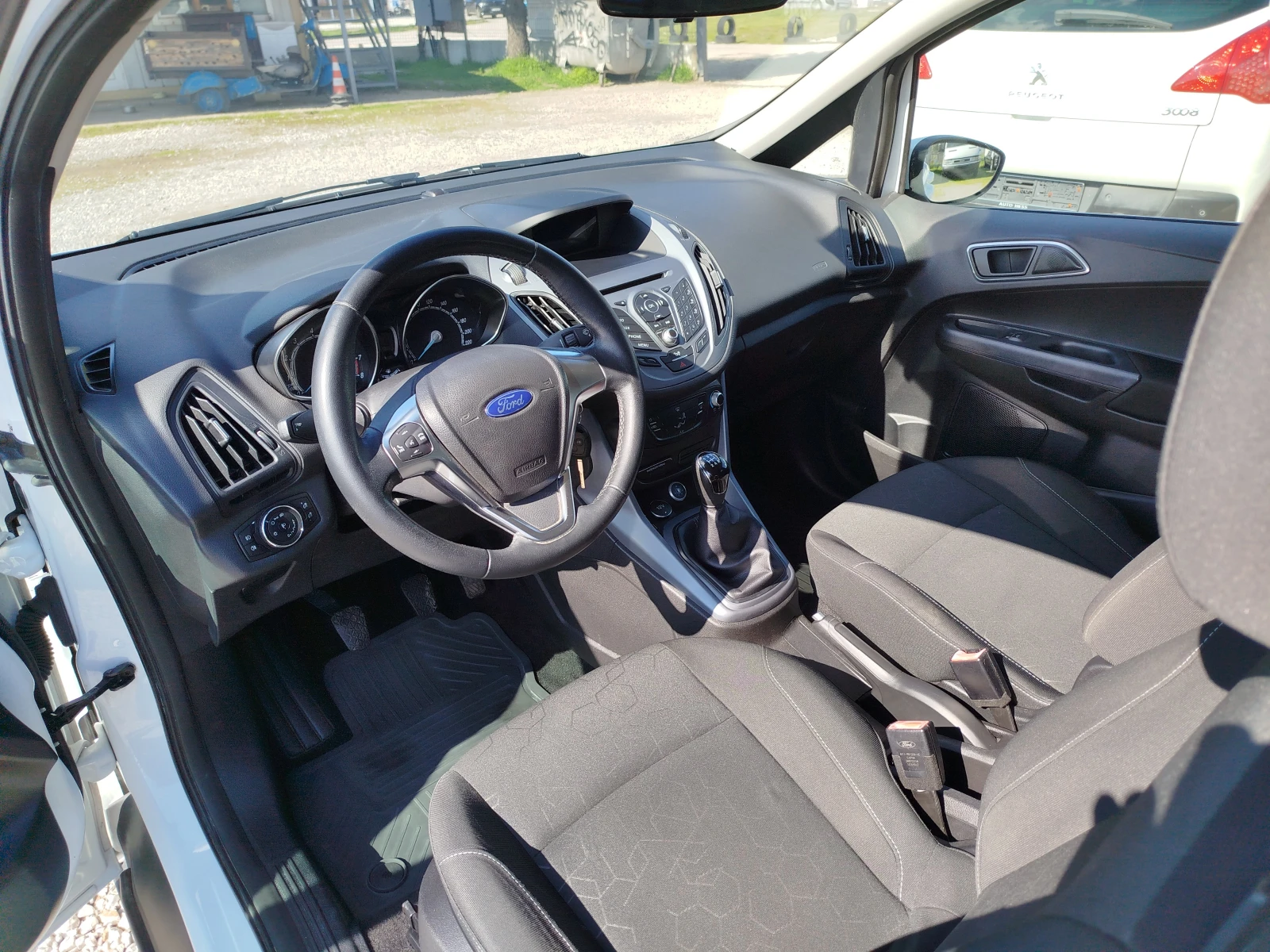 Ford B-Max 1.4ГАЗ-Евро-6, снимка 10 - Автомобили и джипове - 54158678