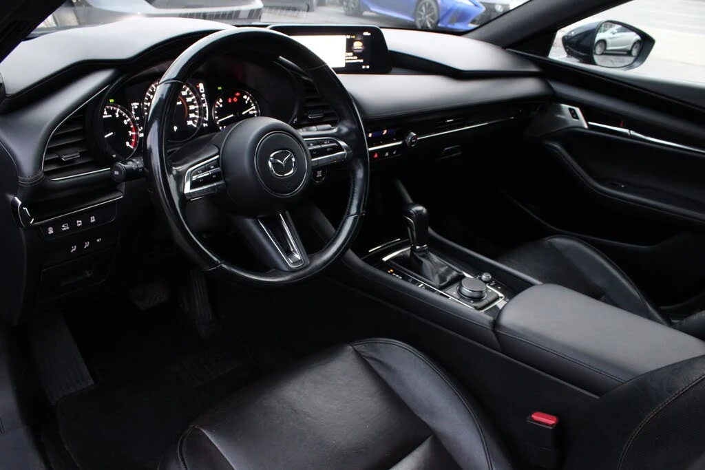 Mazda 3 AWD* ПОДГРЕВ* BOSE* 360* HEAD-UP* ШИБЕДАХ* М.TOЧКА, снимка 8 - Автомобили и джипове - 54373378
