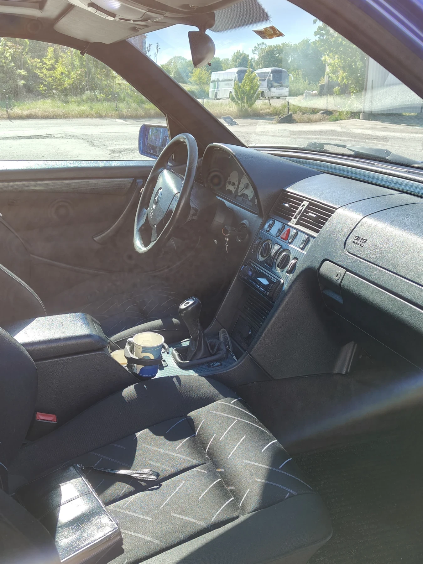 Mercedes-Benz C 180 1.8, снимка 5 - Автомобили и джипове - 54571136