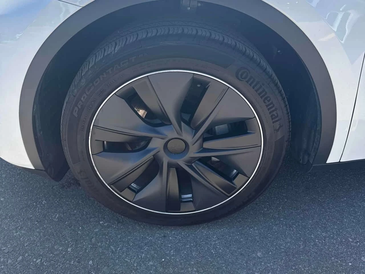 Tesla Model Y Long Range| ОТ ПРЕДСТАВИТЕЛСТВО| ПОДГРЕВИ| ПАНО, снимка 6 - Автомобили и джипове - 54643559