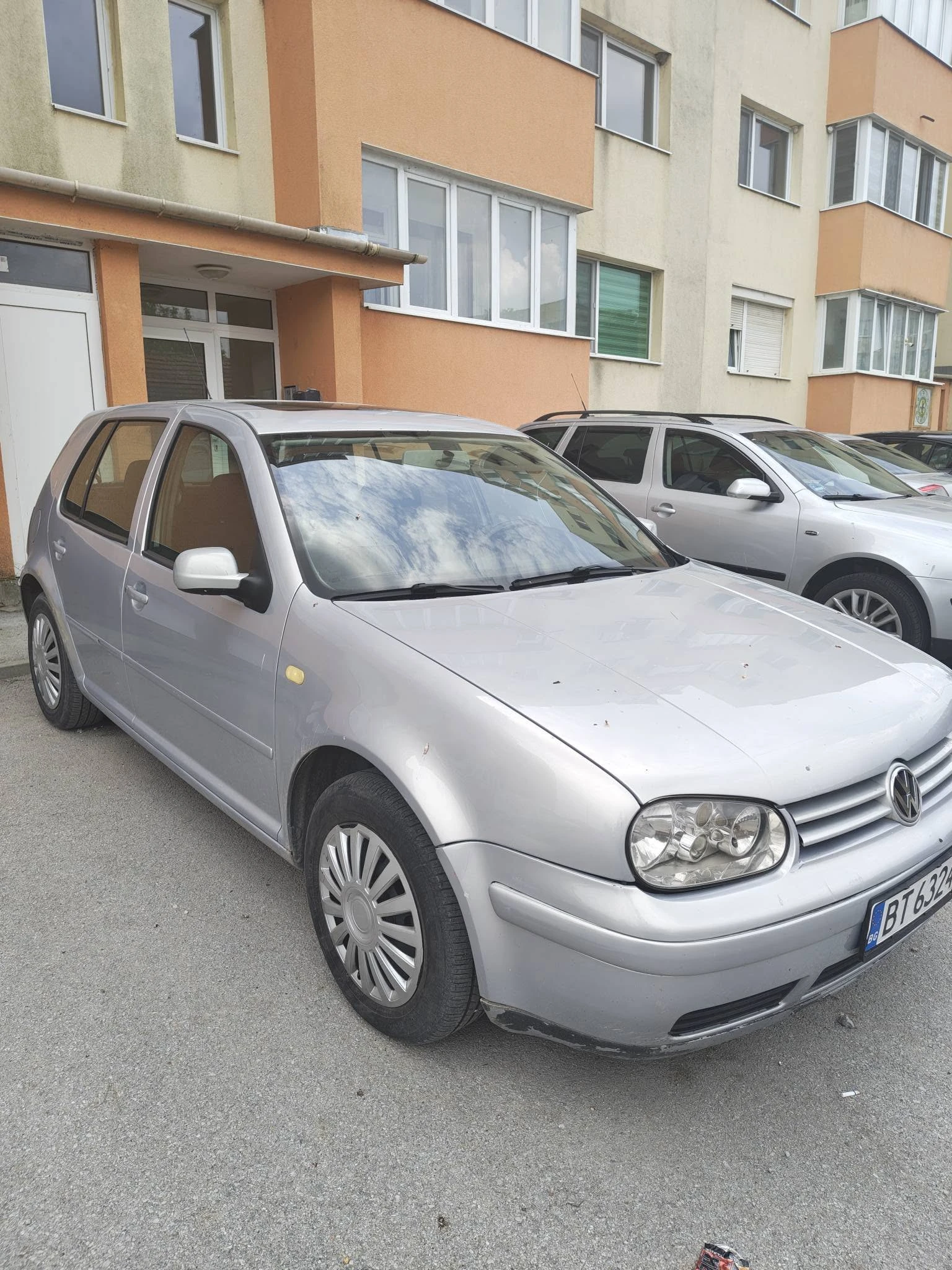 VW Golf 1.9 AHF, снимка 3 - Автомобили и джипове - 54837428
