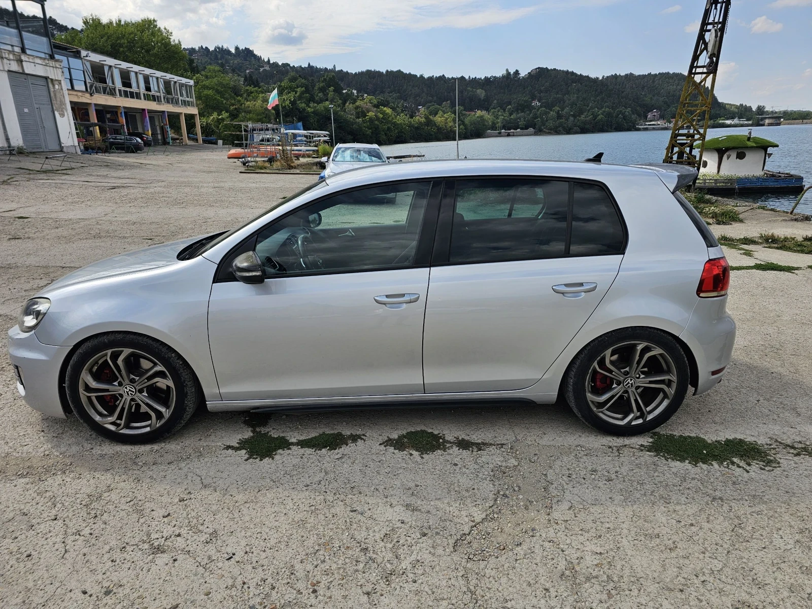 VW Golf GTI 2.0 TFSI DSG, снимка 5 - Автомобили и джипове - 54961034