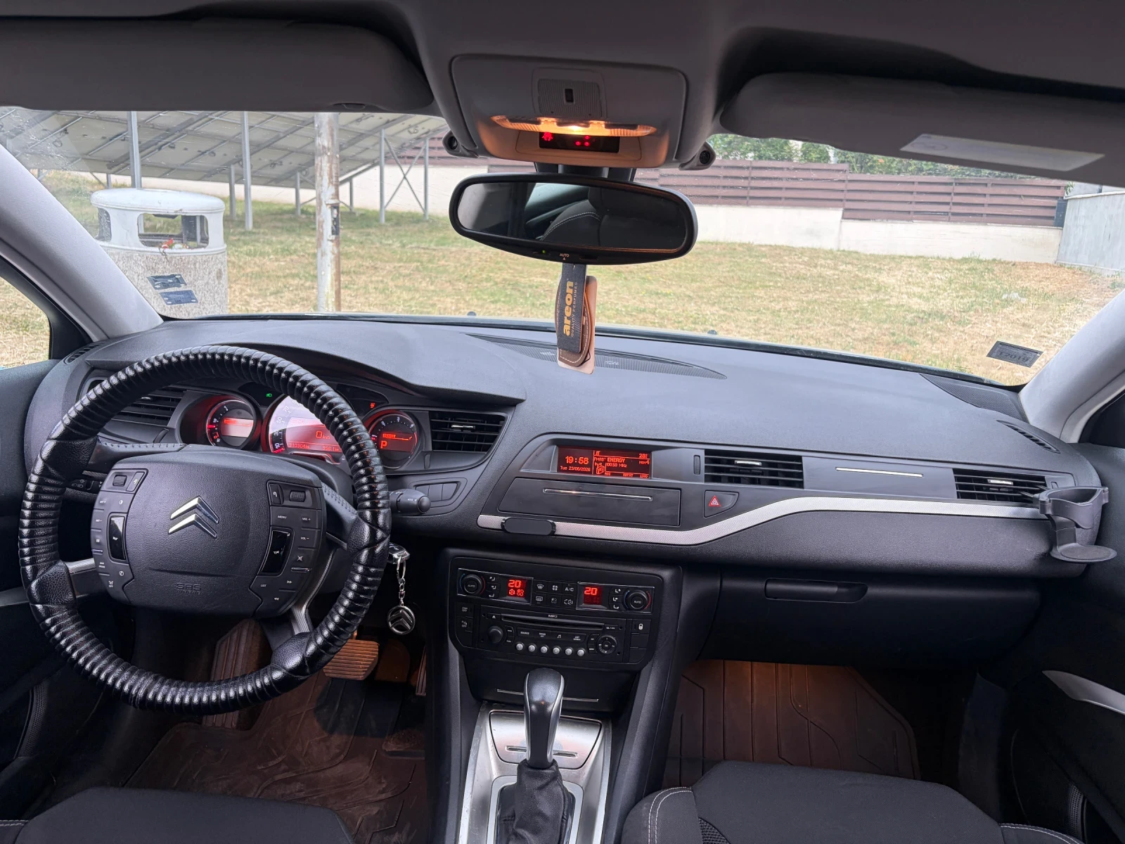 Citroen C5 2.0 HDI, снимка 14 - Автомобили и джипове - 55016168