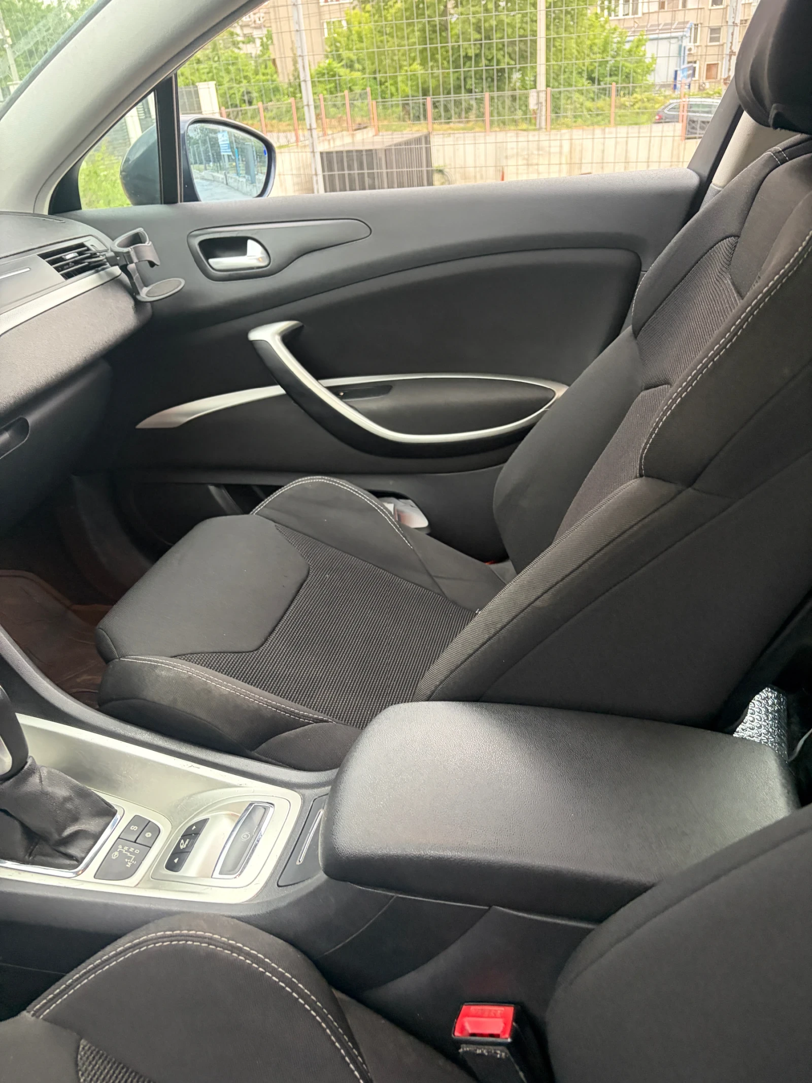 Citroen C5 2.0 HDI, снимка 11 - Автомобили и джипове - 55016168