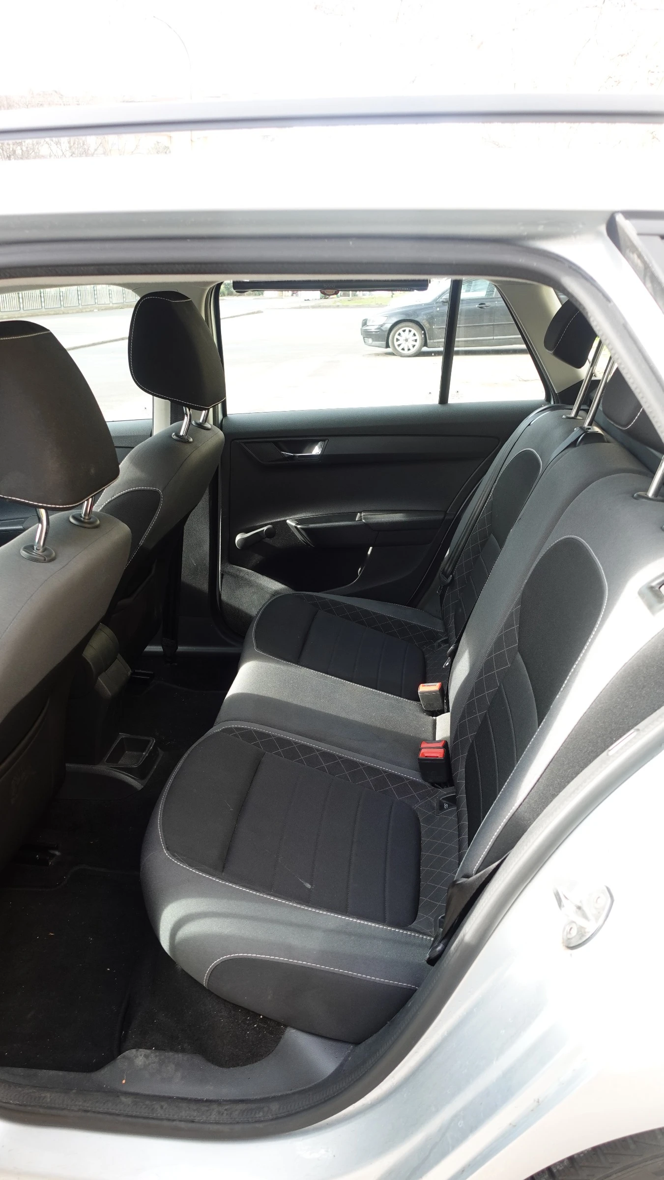 Skoda Fabia Combi, снимка 5 - Автомобили и джипове - 55118148