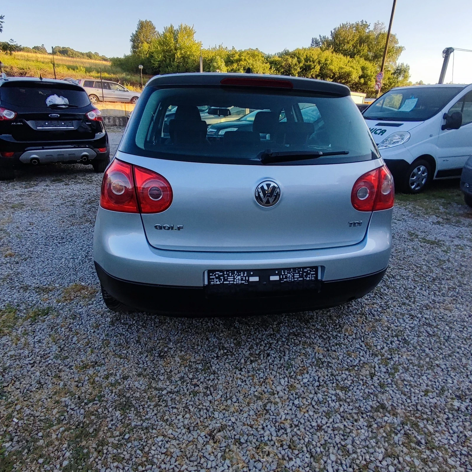 VW Golf 1.9TDI* KLIMATRONIK* , снимка 6 - Автомобили и джипове - 55158204