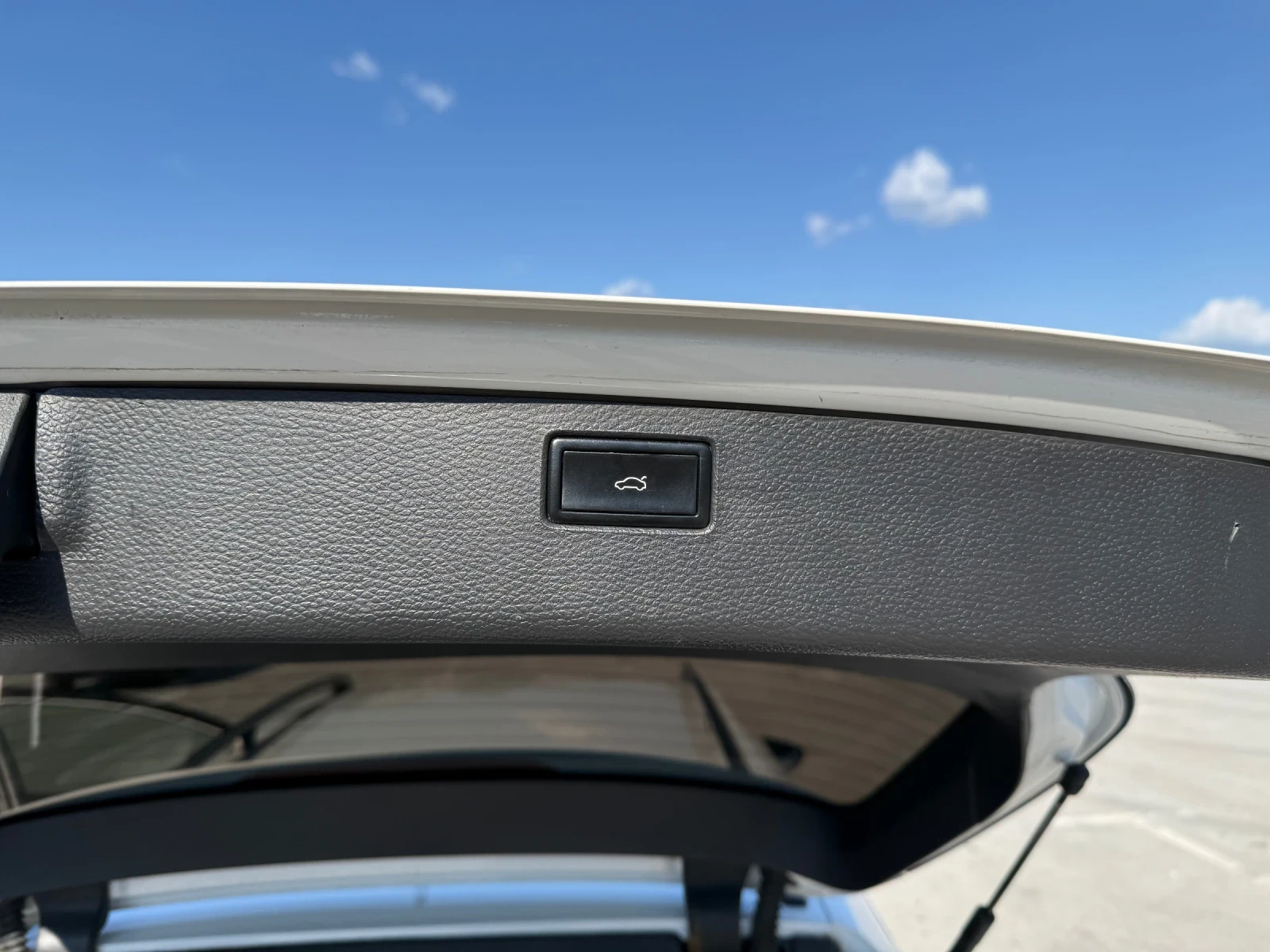 VW Passat B7 2.0TDI 177кс DSG, снимка 13 - Автомобили и джипове - 55159320