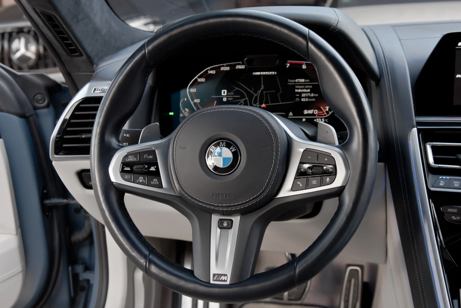 BMW 850 M/1-400/FIRST-EDITION/FULL/VOLL/20, снимка 9 - Автомобили и джипове - 55314812