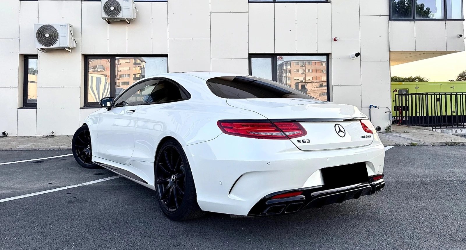 Mercedes-Benz S 63 AMG 4Matic Coupe, снимка 2 - Автомобили и джипове - 55698423
