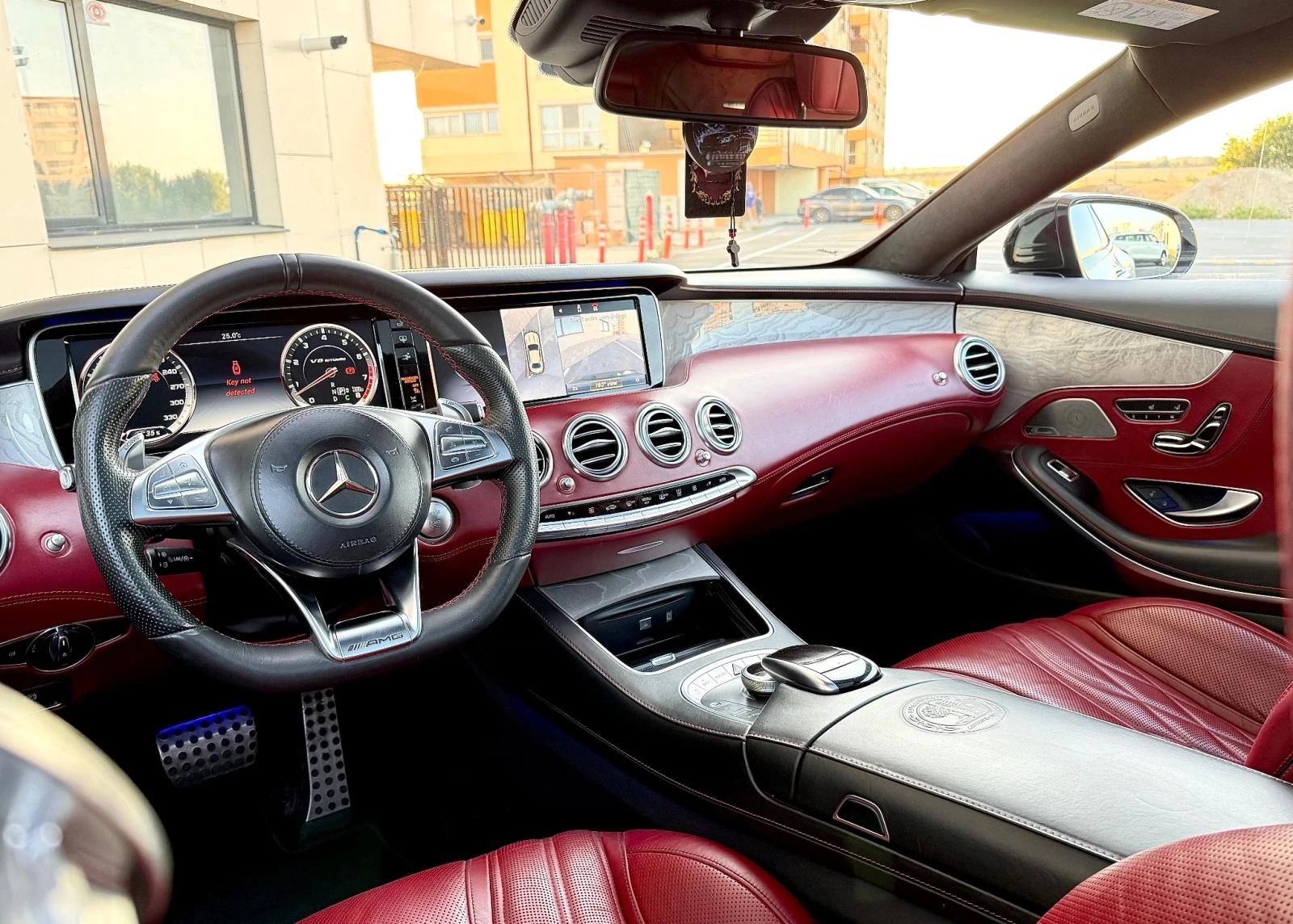 Mercedes-Benz S 63 AMG 4Matic Coupe, снимка 6 - Автомобили и джипове - 55698423