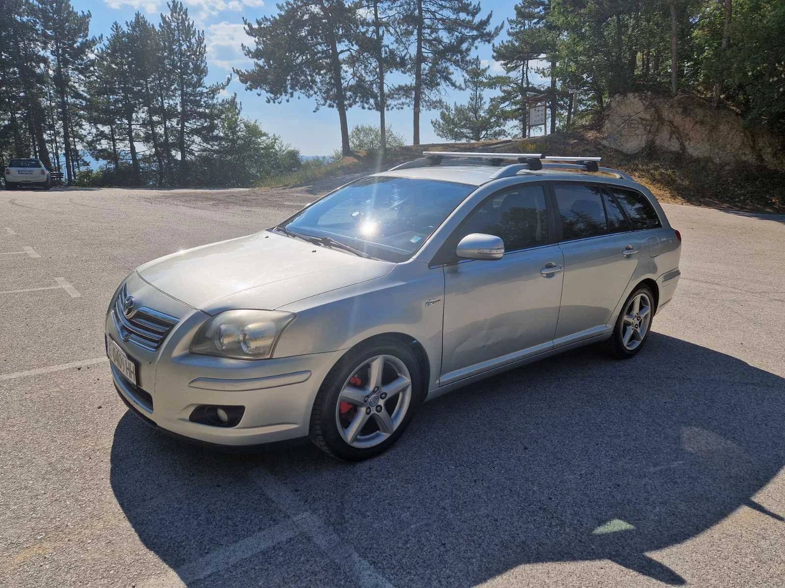 Toyota Avensis 2.2 D-CAT, снимка 2 - Автомобили и джипове - 56122853