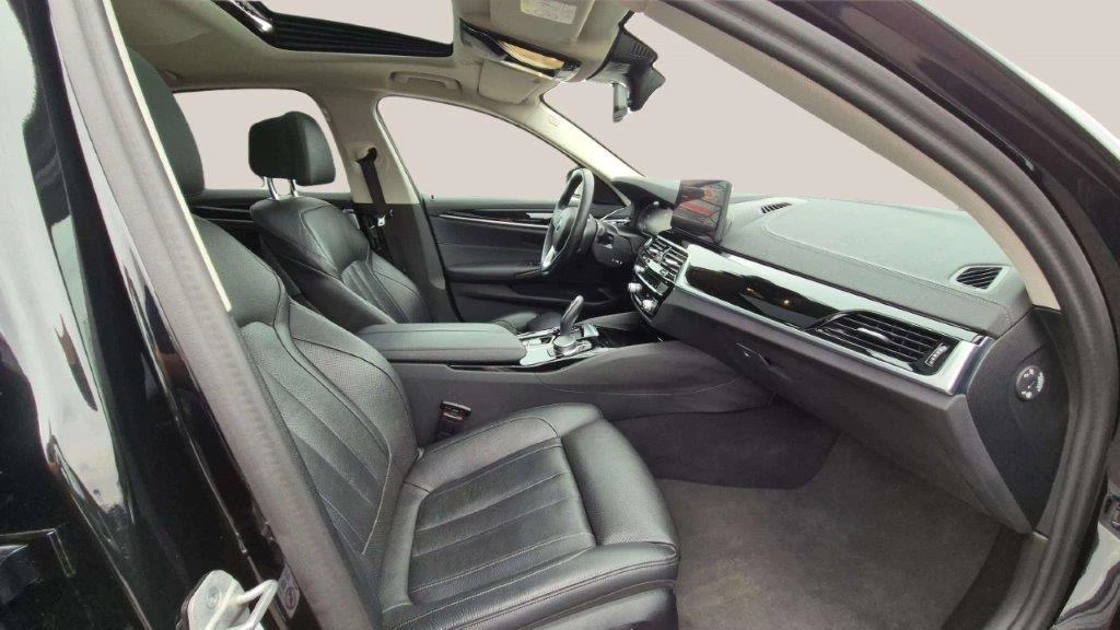 BMW 530, снимка 3 - Автомобили и джипове - 56474707