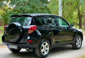 Toyota Rav4 2.2 d4d, снимка 10