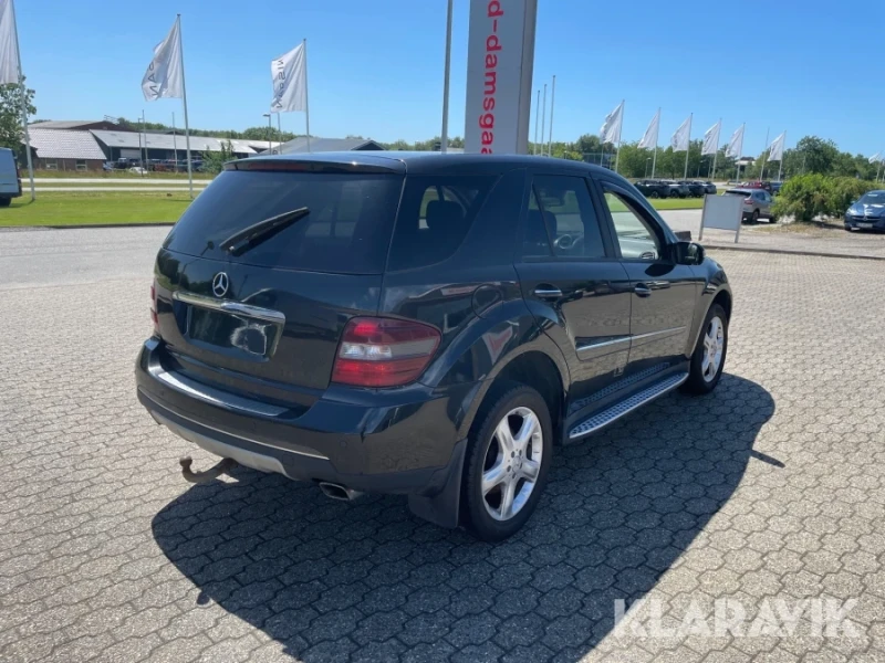 Mercedes-Benz ML 320, снимка 5 - Автомобили и джипове - 47609832