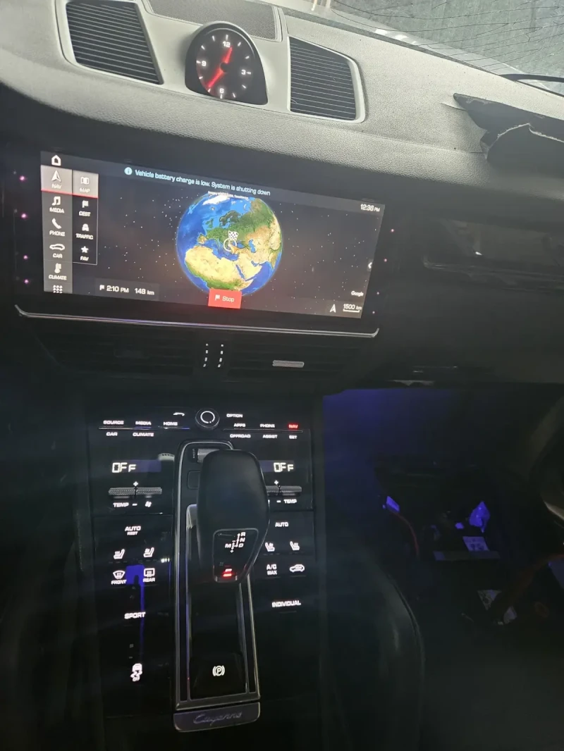 Porsche Cayenne 3.0i V6, снимка 7 - Автомобили и джипове - 49749679