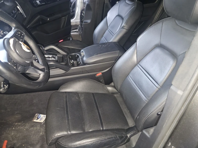 Porsche Cayenne 3.0i V6, снимка 9 - Автомобили и джипове - 49749679