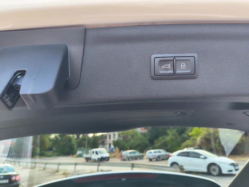 Audi Q3, снимка 10 - Автомобили и джипове - 52551263