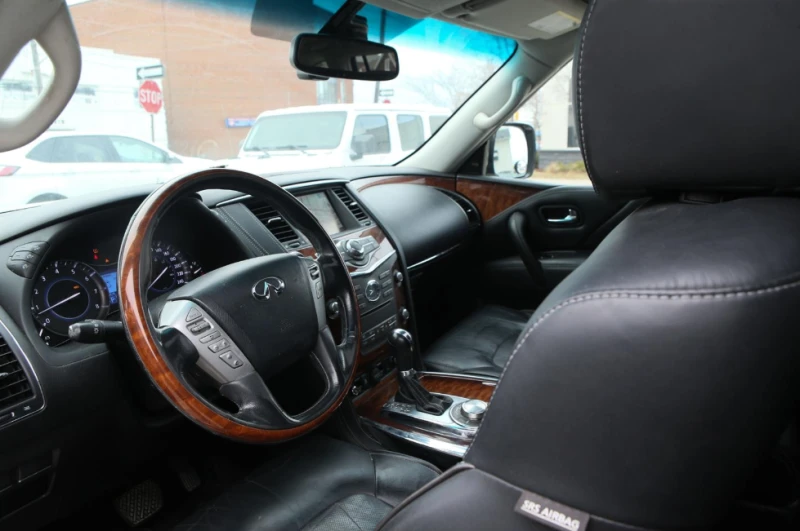 Infiniti QX80 Limited 4WD* * КРАЙНА ЦЕНА* ОБДУХ* ПОДГРЕВИ, снимка 14 - Автомобили и джипове - 52927553