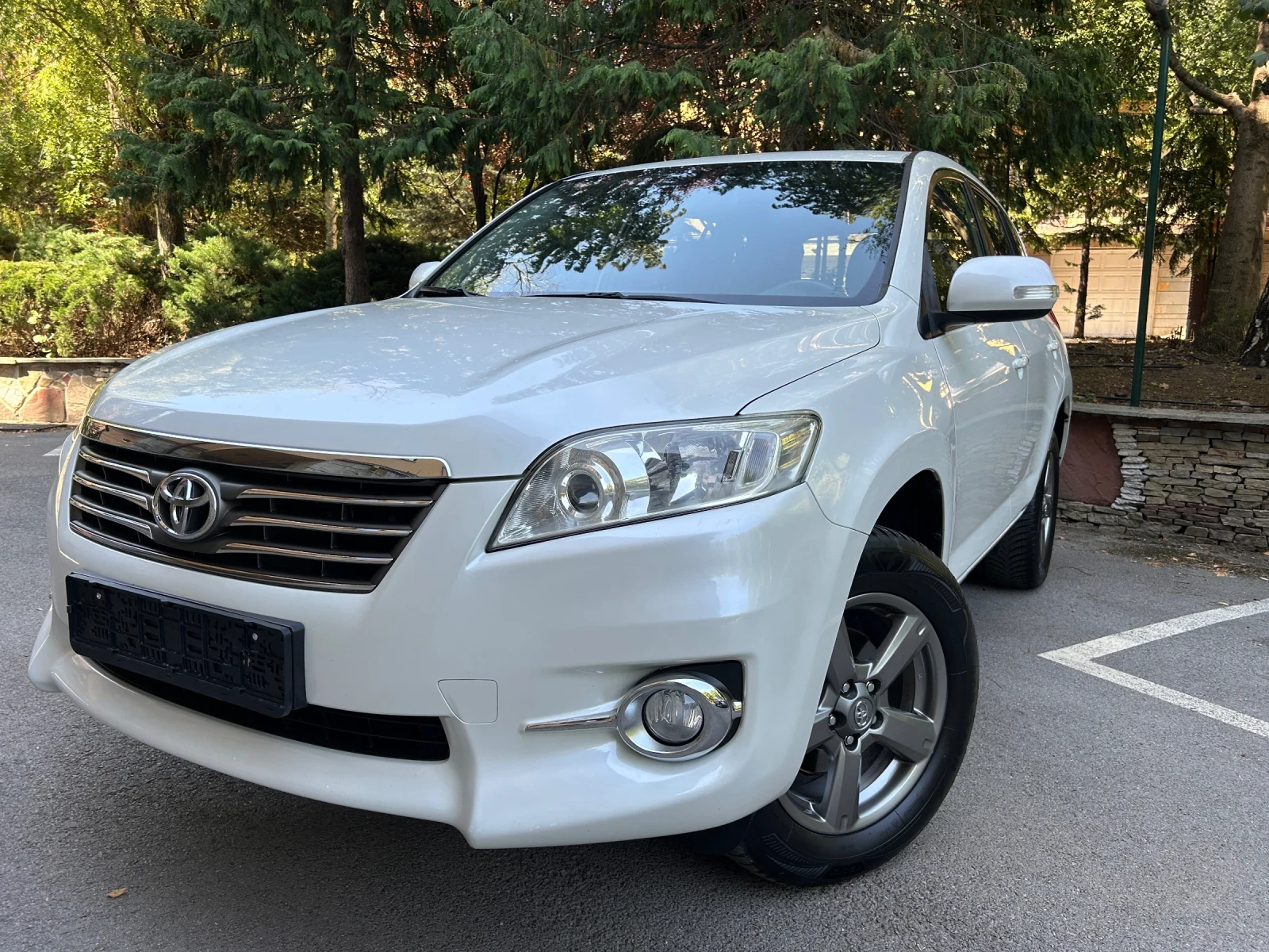 Toyota Rav4 2, 2 D-4D 4X4, ПЪЛНА СЕРВИЗНА ИСТОРИЯ ! - изображение 2