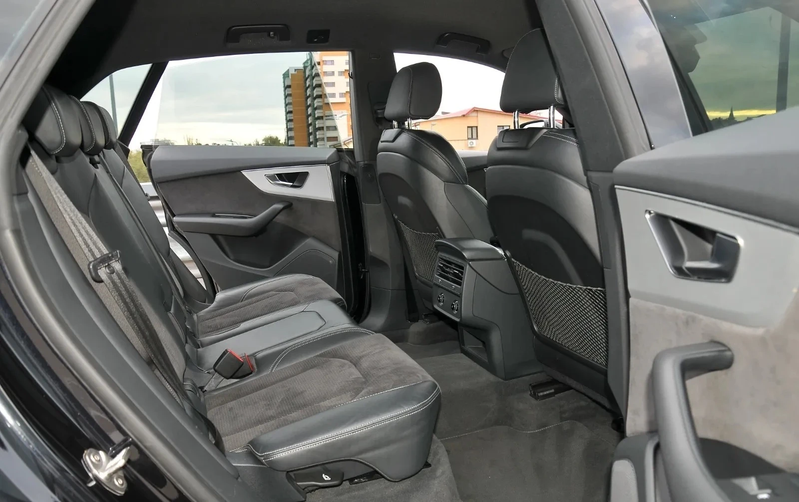 Audi Q8 50TDI Quattro - изображение 8