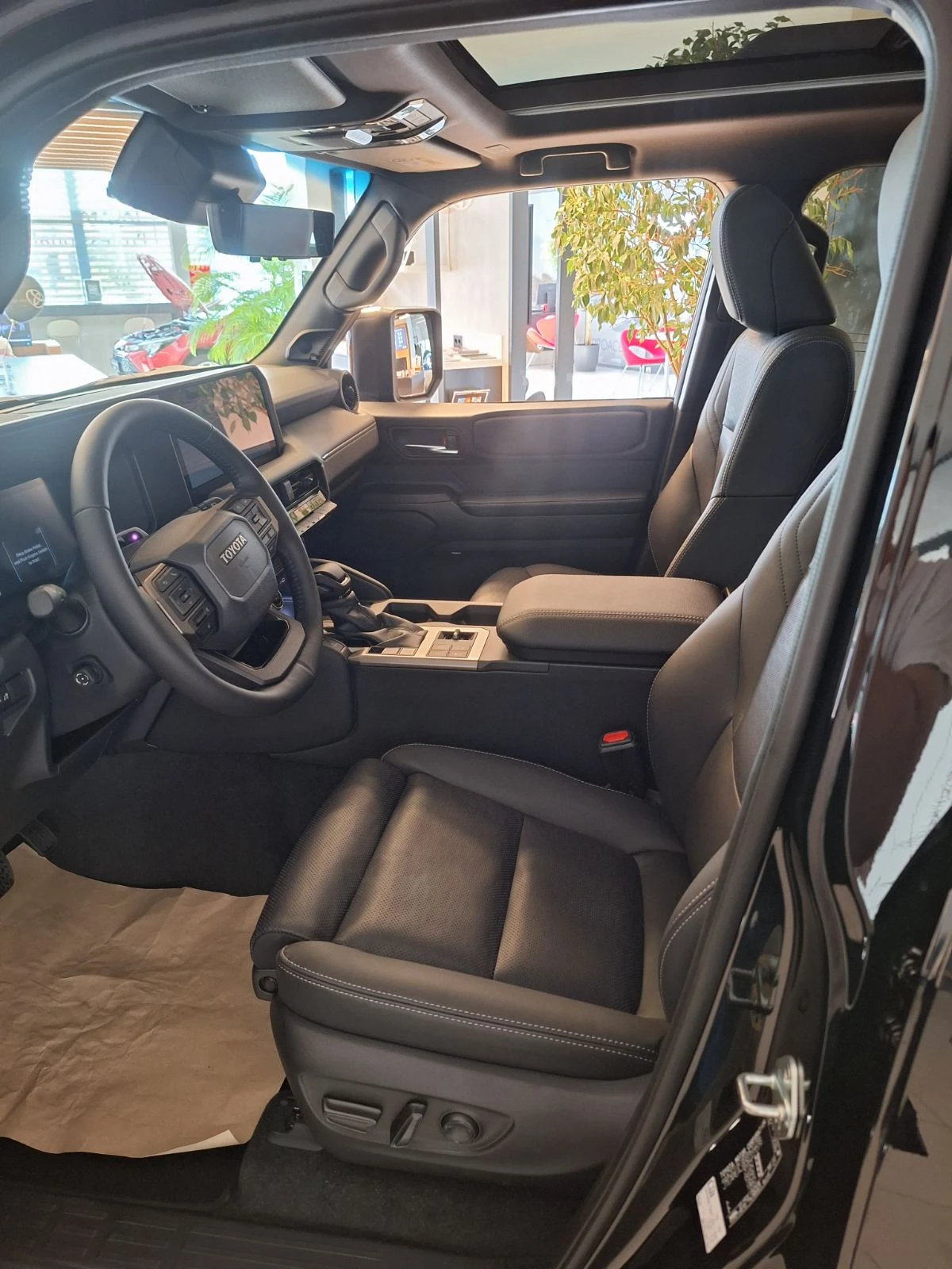 Toyota Land cruiser Luxury - изображение 5