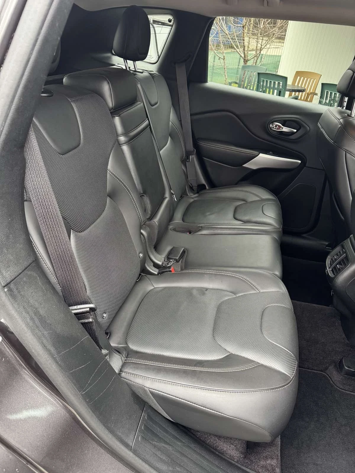 Jeep Cherokee Limited, снимка 11 - Автомобили и джипове - 54082479