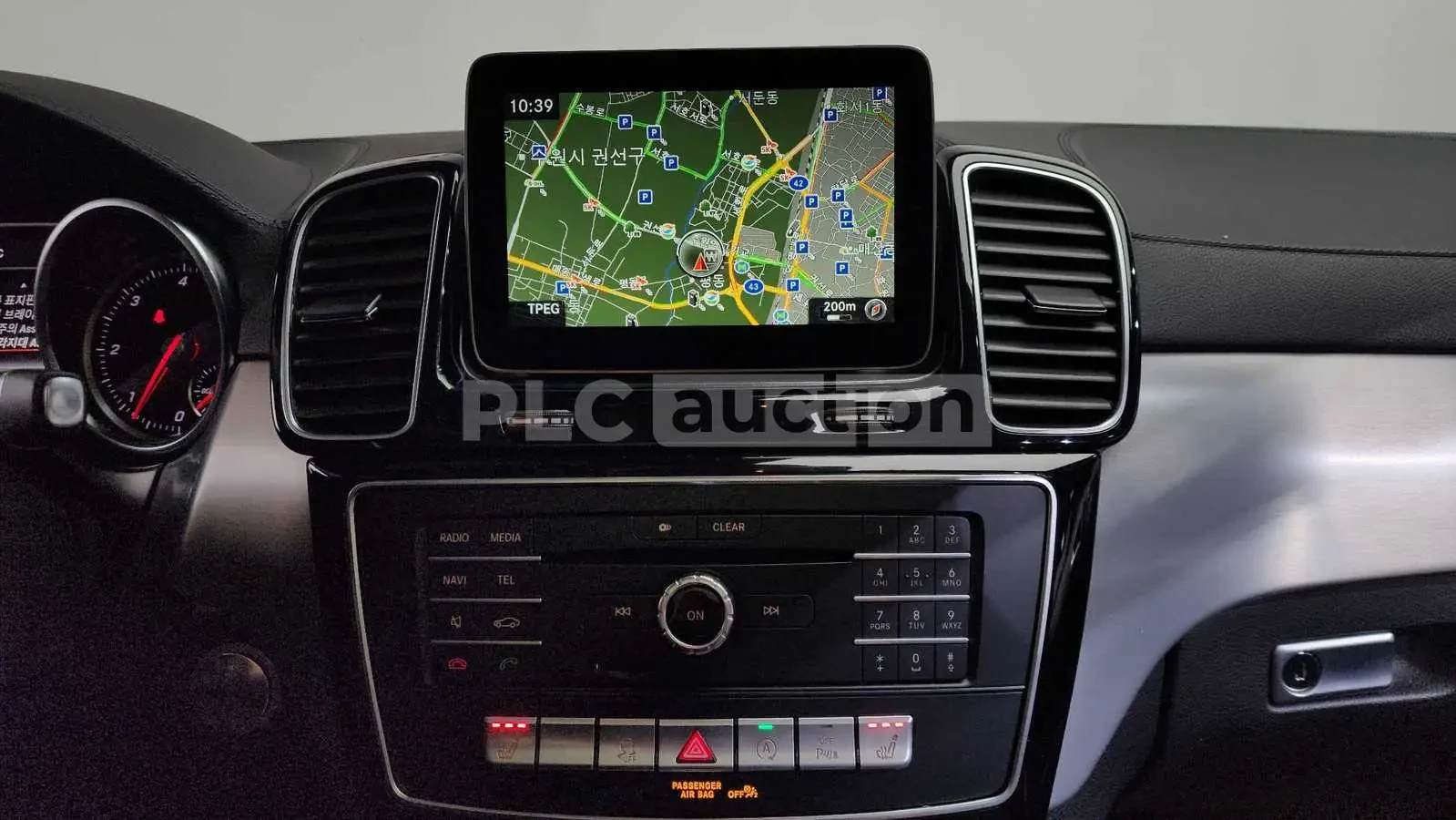 Mercedes-Benz GLE 350 2018* AMG PK* HARMAN* LANE ASSIST* КРАЙНА ЦЕНА, снимка 11 - Автомобили и джипове - 54059005