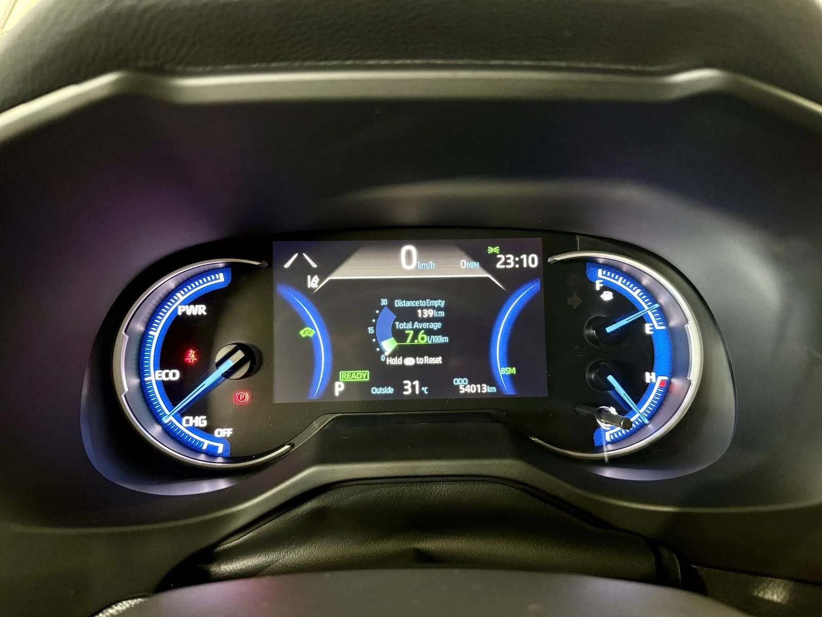 Toyota Rav4 2.5 Hybrid AWD, снимка 14 - Автомобили и джипове - 54839422