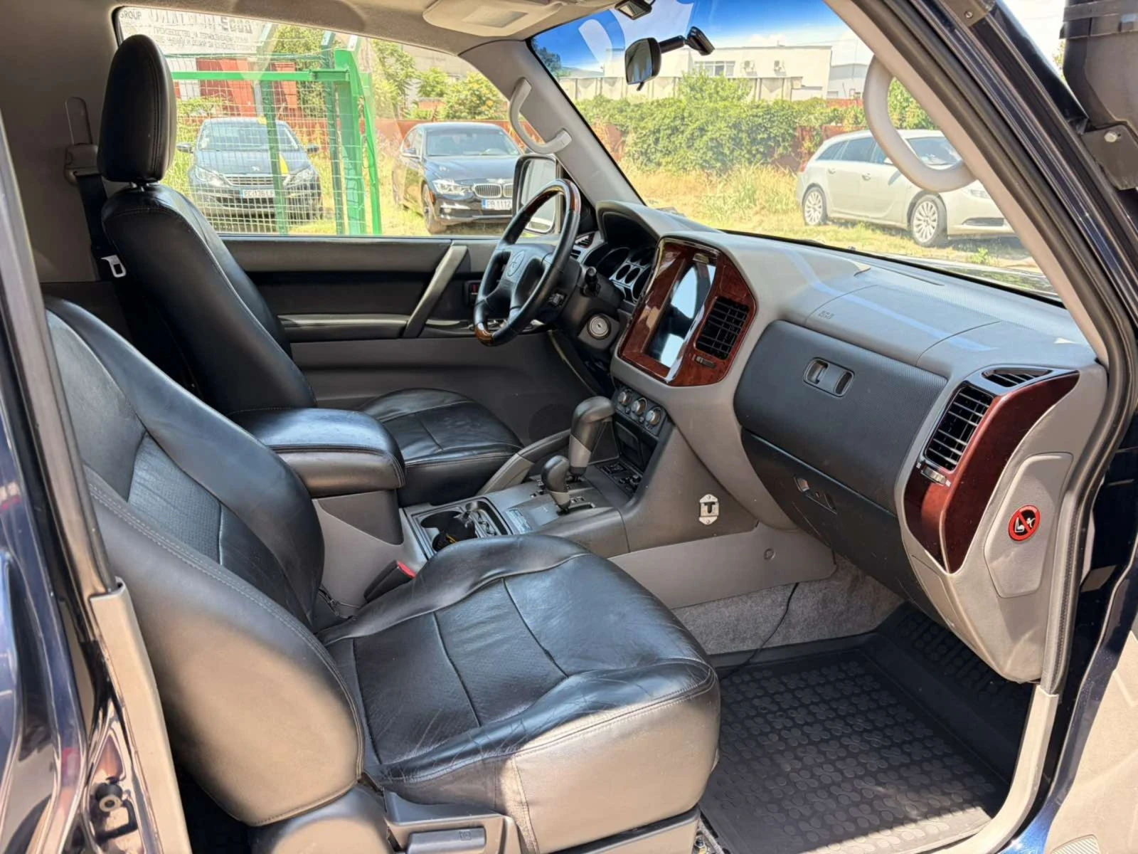 Mitsubishi Pajero 3, снимка 13 - Автомобили и джипове - 55058358