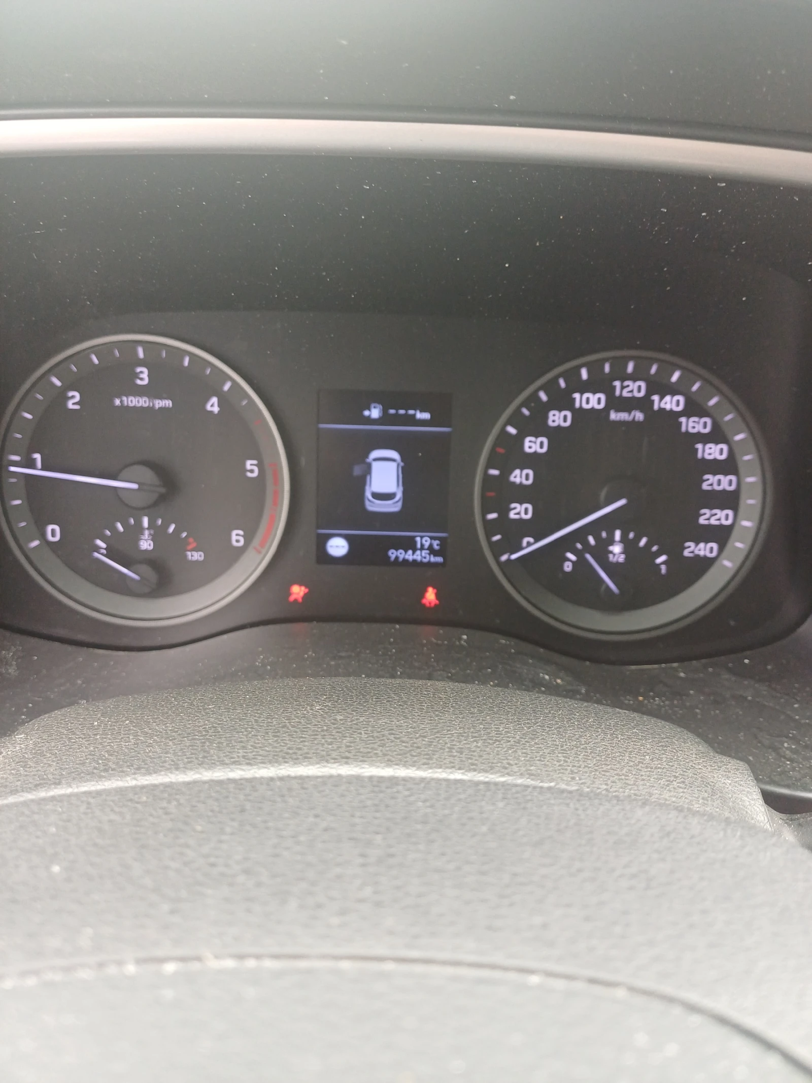 Hyundai Tucson 1.6crdi хибрид НА ЧАСТИ, снимка 10 - Автомобили и джипове - 55261576