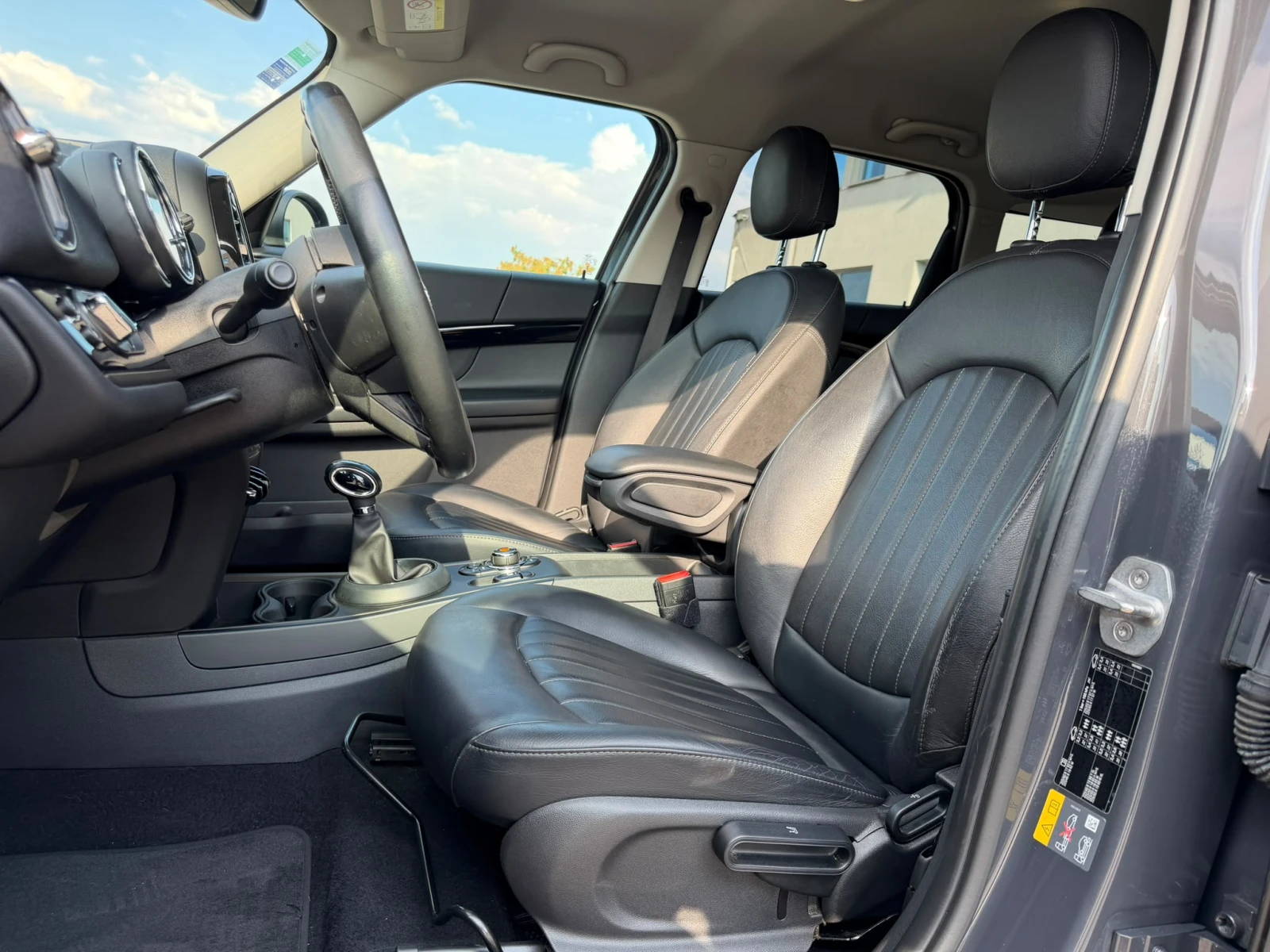 Mini Countryman Cooper SE ALL4, снимка 9 - Автомобили и джипове - 55571786