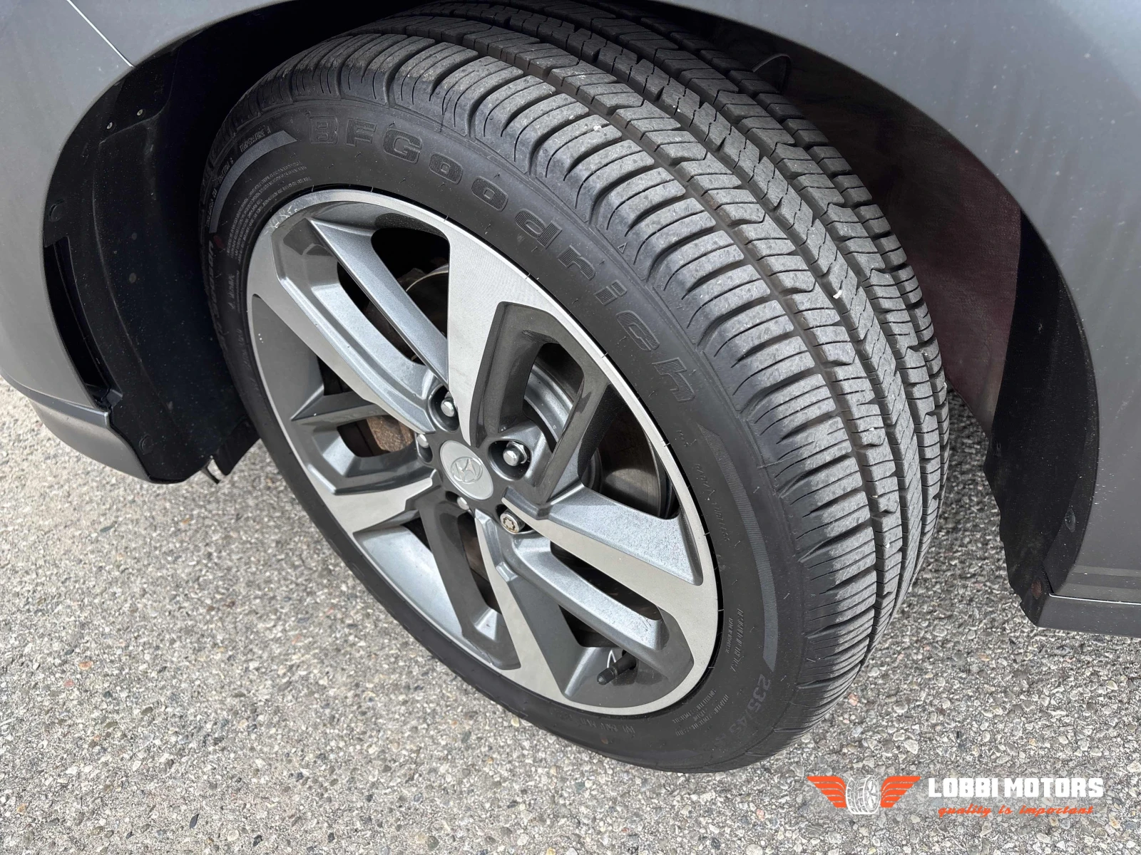 Hyundai Kona, снимка 13 - Автомобили и джипове - 56033631