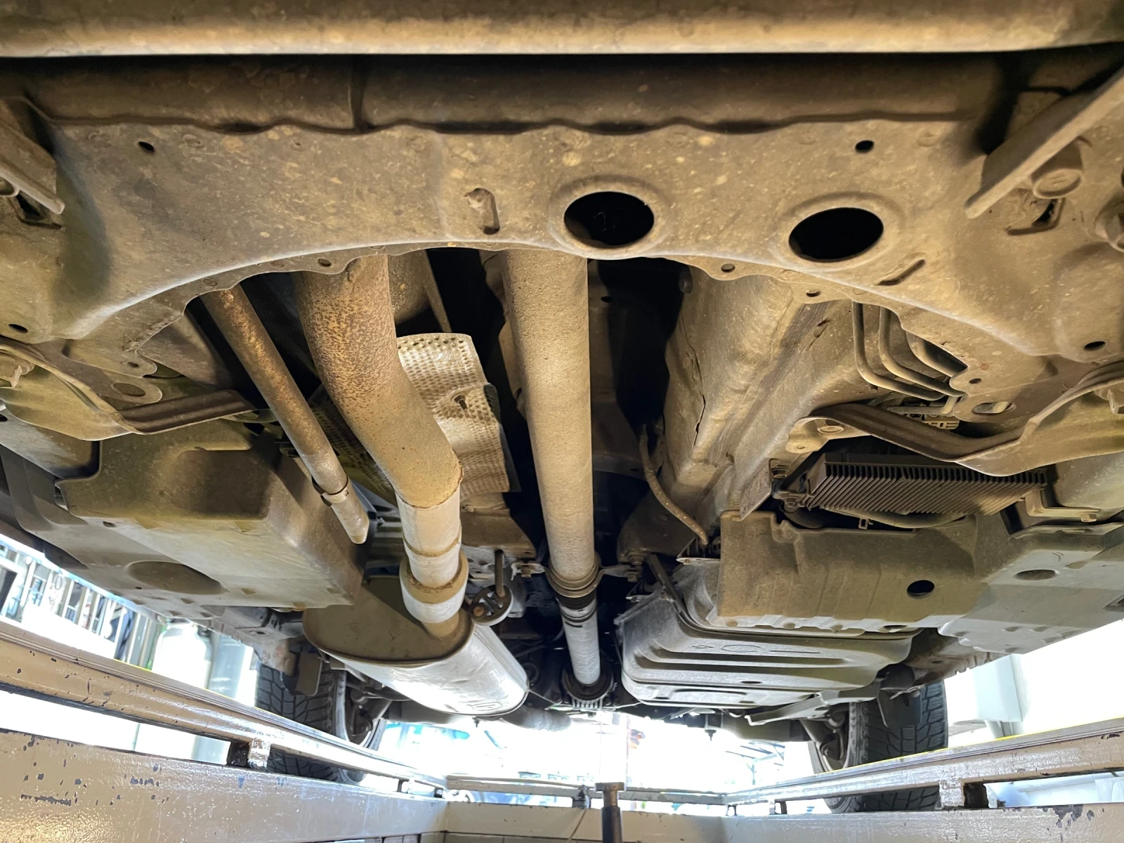 Toyota Rav4 2.2 d4d, снимка 11 - Автомобили и джипове - 56471998