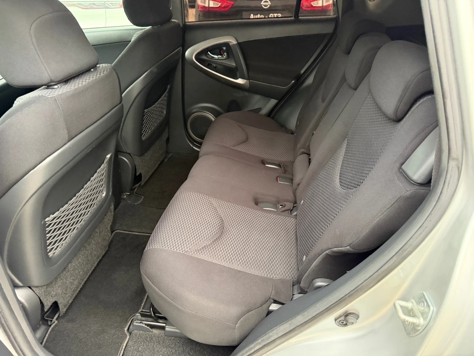 Toyota Rav4 2.2D4d 136�.� 6��. 4�4 2008�. | Mobile.bg � ����������� 13