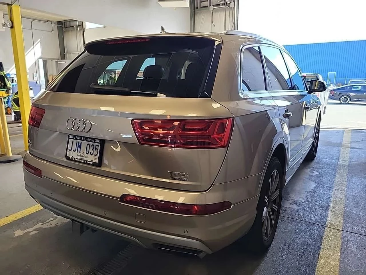 Audi Q7, снимка 2 - Автомобили и джипове - 56732015