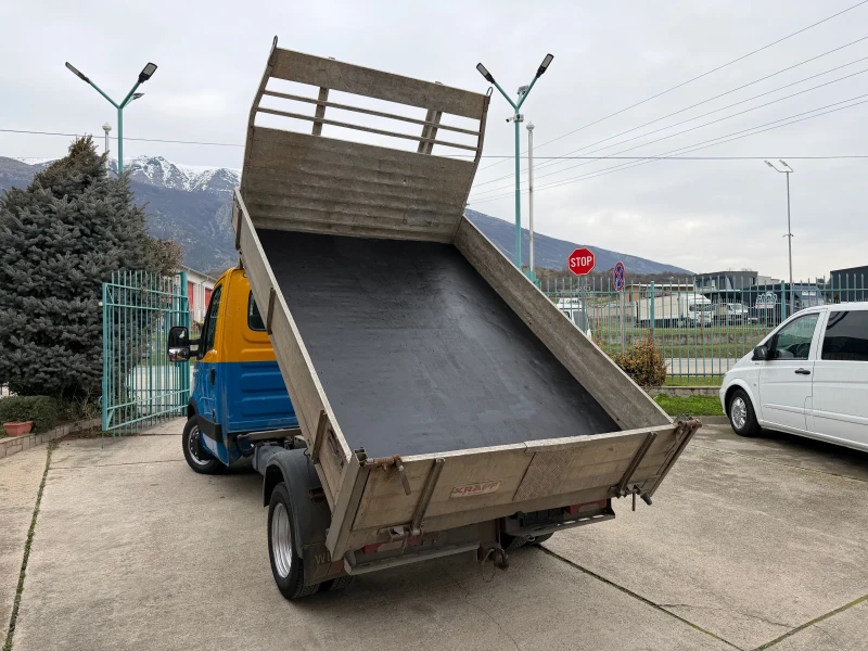 Iveco Daily 35C18* 3.0HPI* Климатик* Тристранен самосвал, снимка 4 - Бусове и автобуси - 53476359