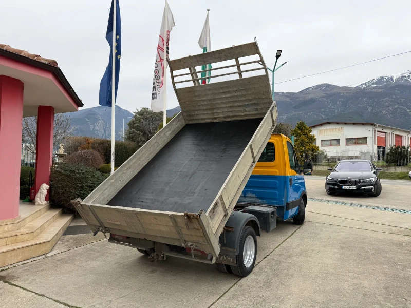 Iveco Daily 35C18* 3.0HPI* Климатик* Тристранен самосвал, снимка 5 - Бусове и автобуси - 53476359