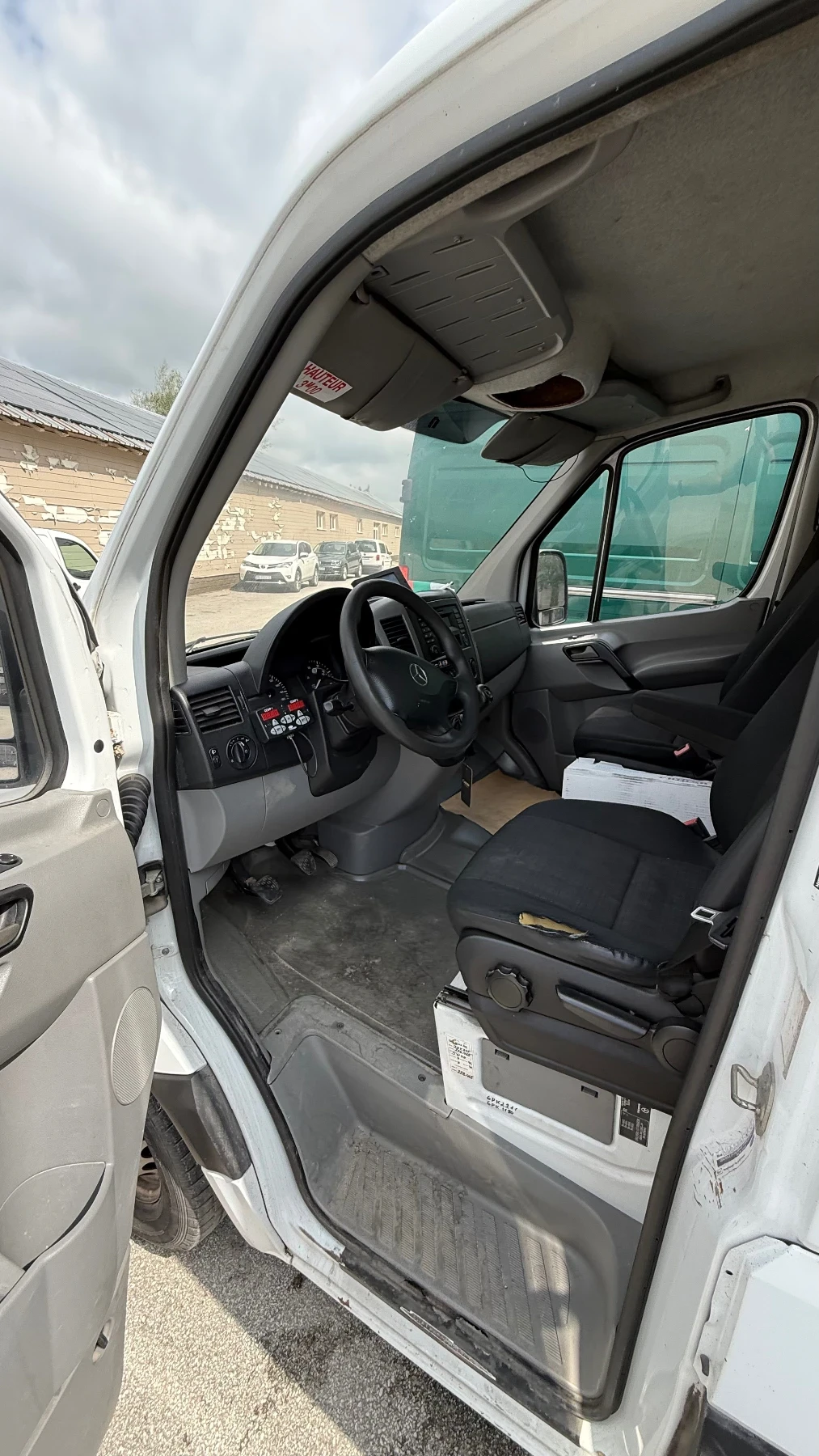 Mercedes-Benz Sprinter, снимка 5 - Бусове и автобуси - 54914351