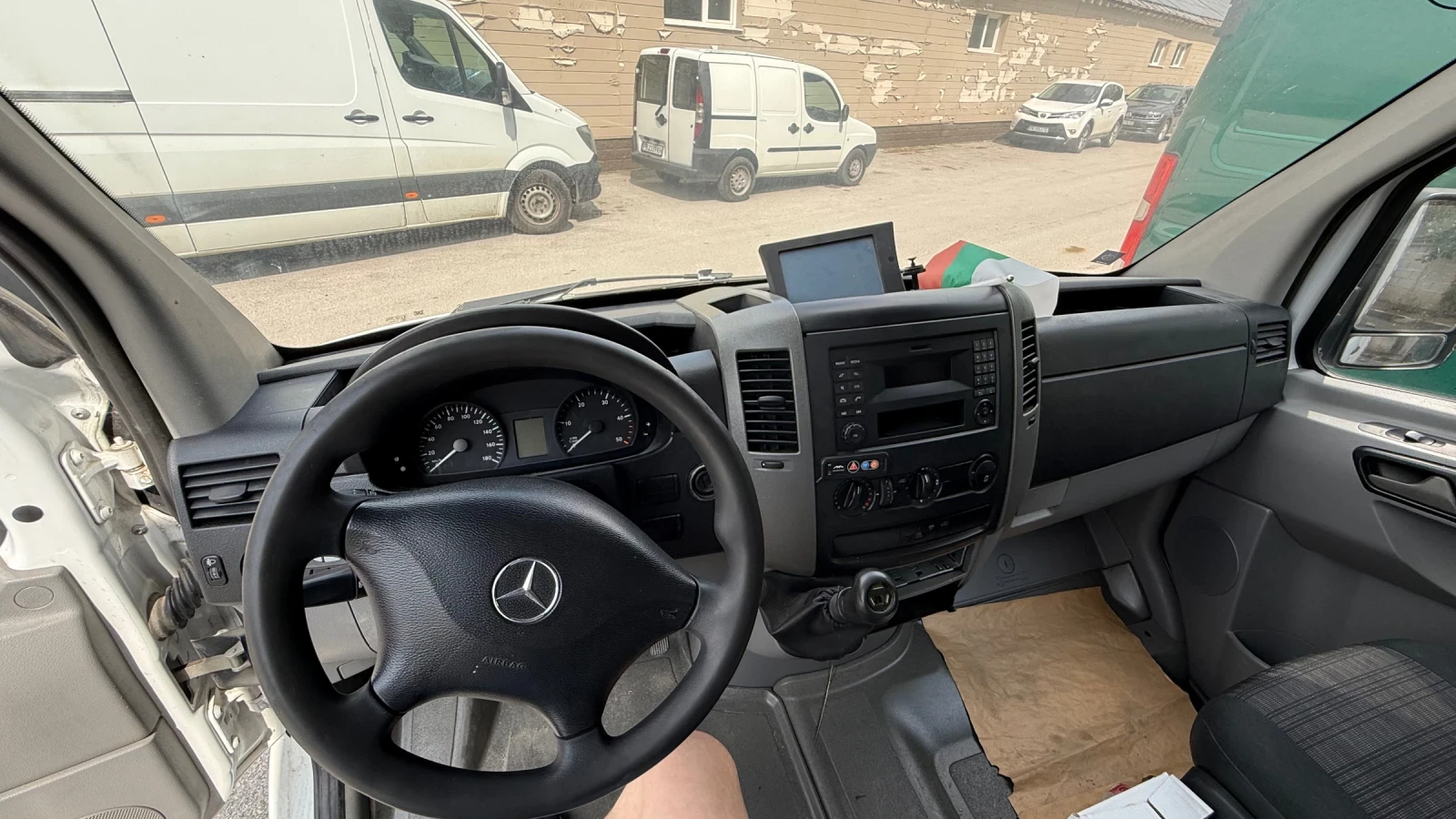Mercedes-Benz Sprinter, снимка 6 - Бусове и автобуси - 54914351