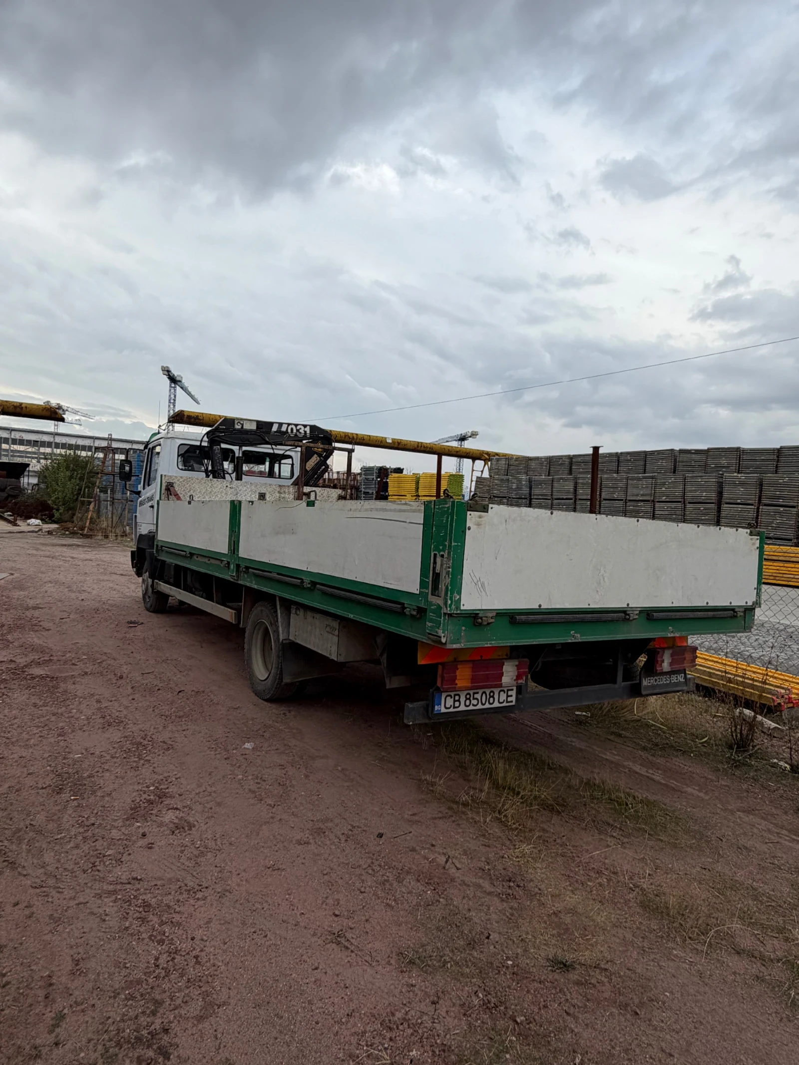 Mercedes-Benz 814 Кран - изображение 3