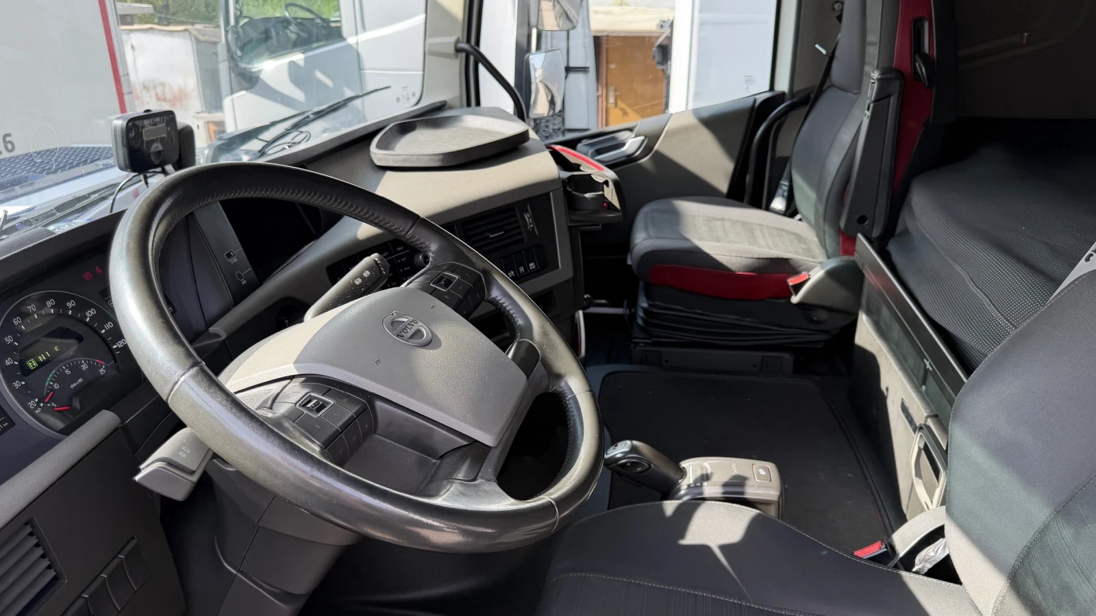 Volvo Fh 460 I-SAVE, XL, EURO 6D, ��� ����, ����.��������� | Mobile.bg � ����������� 14