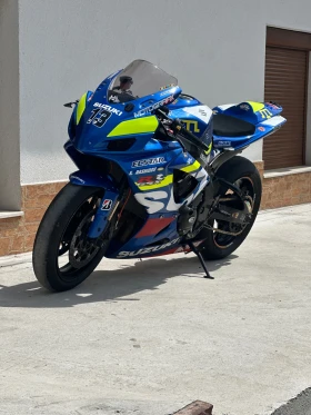 Обява за продажба на Suzuki Gsxr Gsxr 750 k7 ~8 500 лв. - изображение 4