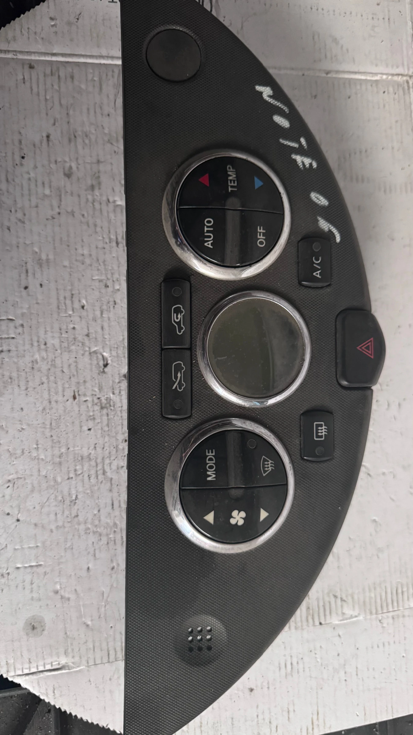   /  /  a Nissan Note - 275009U11A | Mobile.bg   1